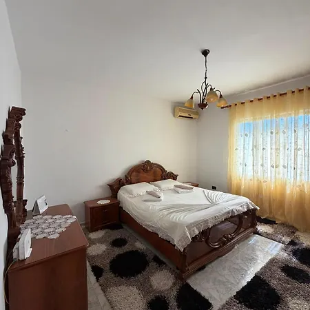 House In 아파트 *